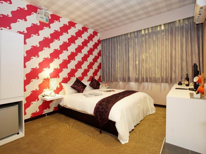 Courier Station Hotel Wulai Bagian luar foto